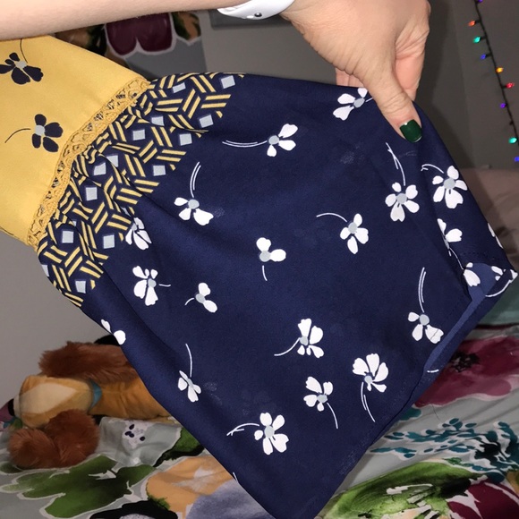 Sienna Sky Floral Blouse - Picture 6 of 6